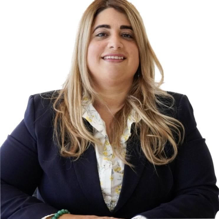 Headshot of Jackie Ari